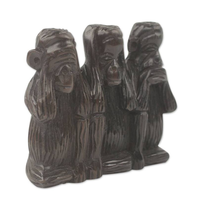 Handmade Monkey Wisdom (4.5 inches) Ebony sculpture (Ghana) - 17 x 15 x 7