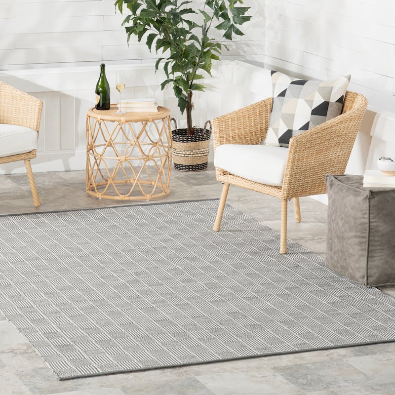 Home Conservatory Squares Handwoven Indoor/Outdoor Area Rug - 6' x 9' - Grey - Rectangle