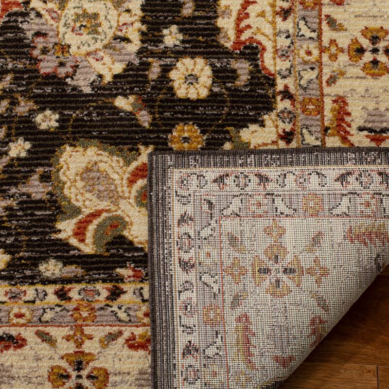SAFAVIEH Summit Annetrud Traditional Oriental Rug