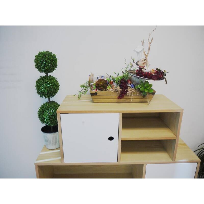 Natural wood small shallow rectangle crate with metal corner design