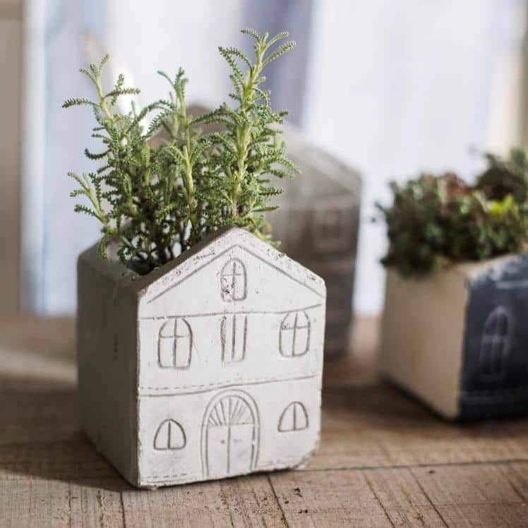 RusticReach TinyHome Clay Planters