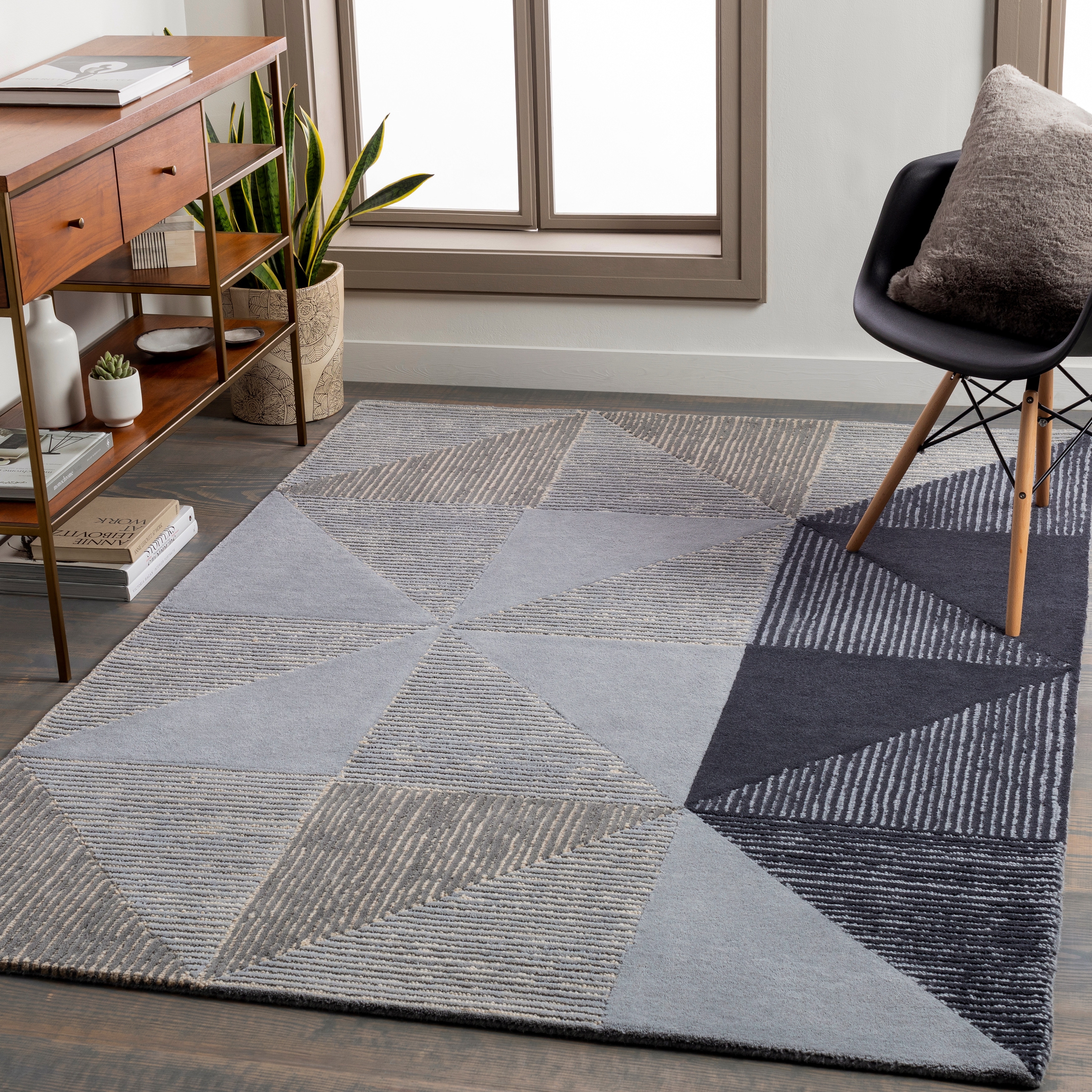 Artistic Weavers Cleveland Hand Tufted Geometric Wool Rug - Bed