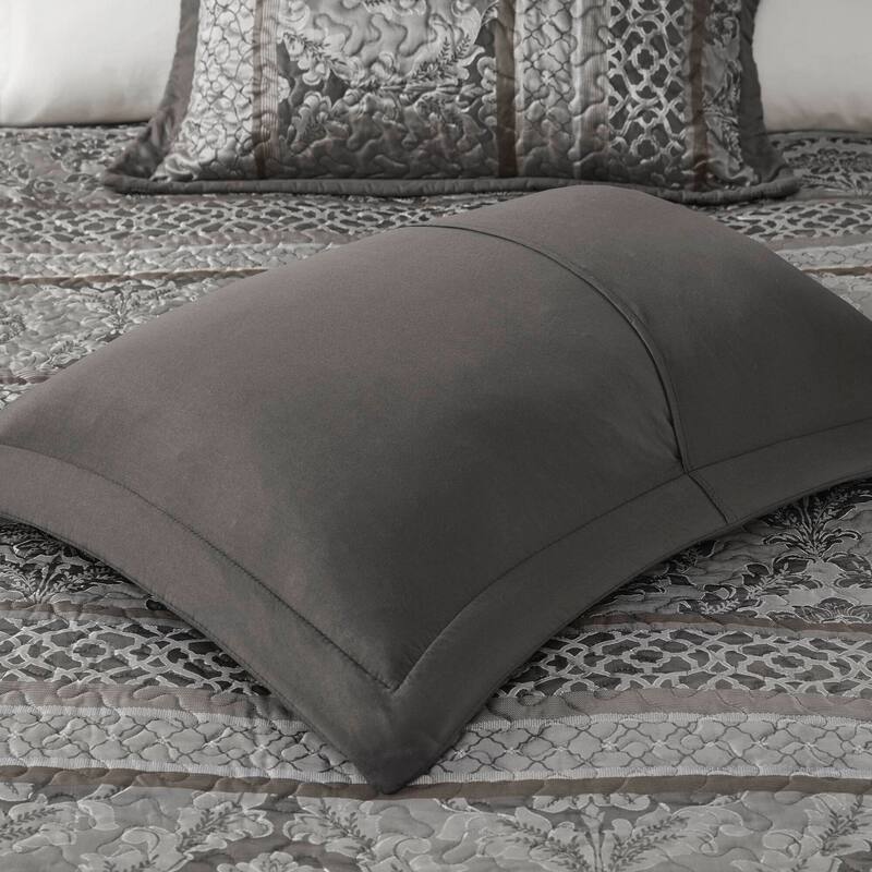 Madison Park Venetian Oversized 5-Piece Jacquard Bedspread Quilt Set with Matching Shams and Embroidered Throw Pillows