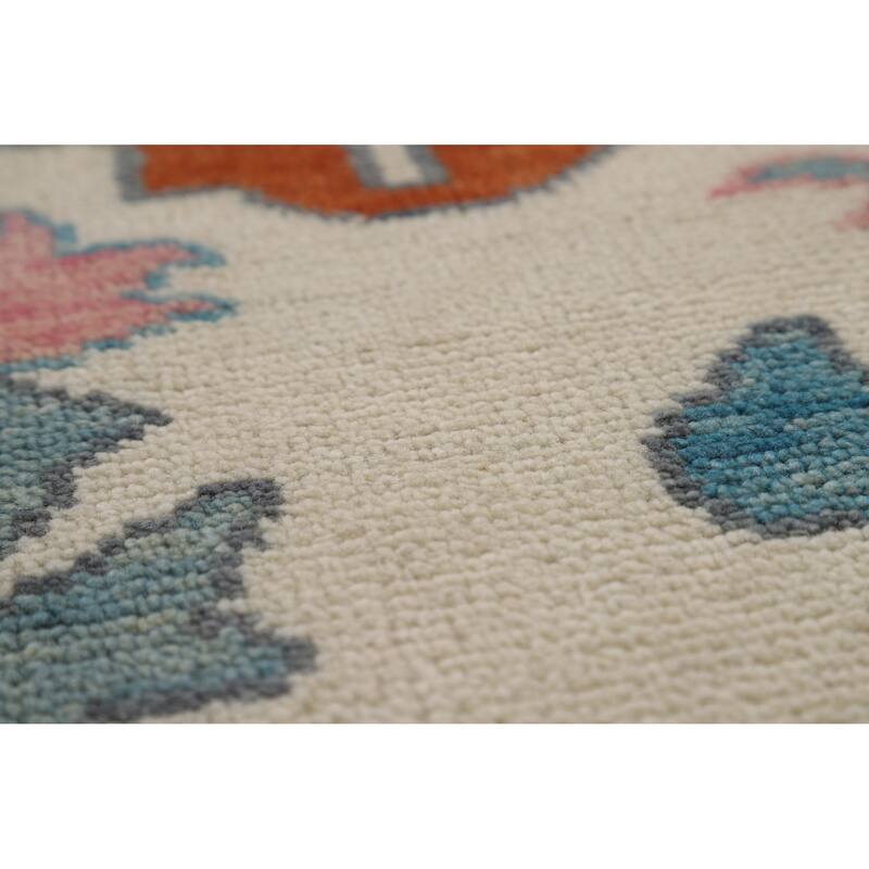 Ivory Oushak Indian Area Rug Hand-Knotted Wool Carpet - 7'9" x 10'3"
