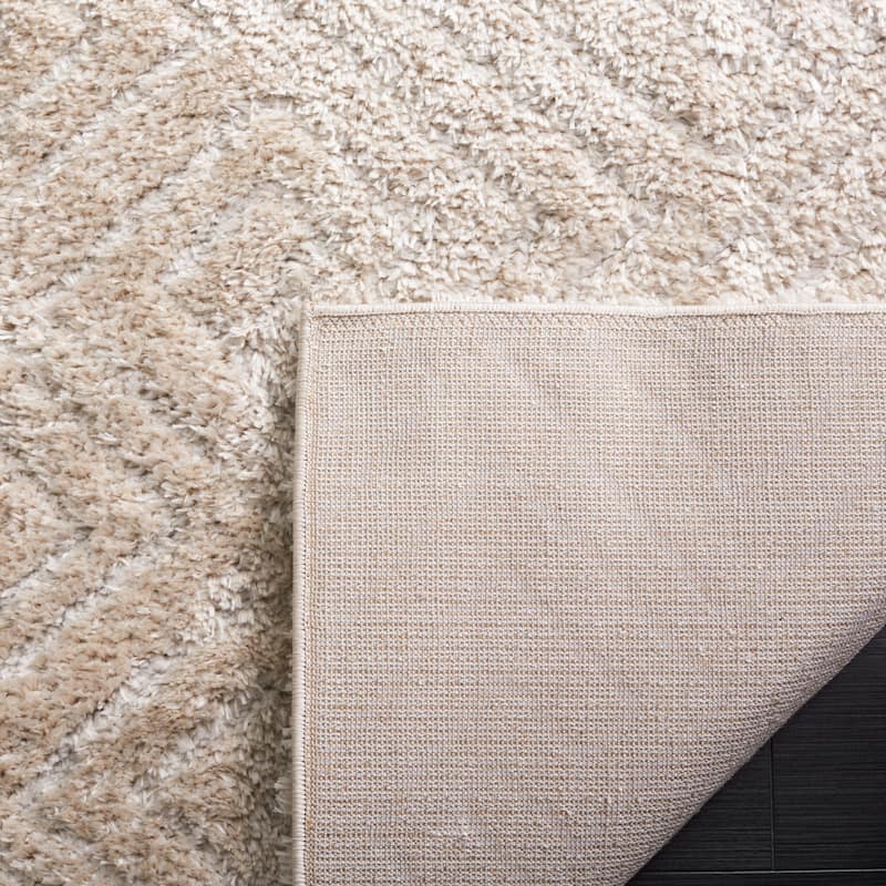 SAFAVIEH Tahoe Shag Nieki Geometric 1.2-inch Thick Rug