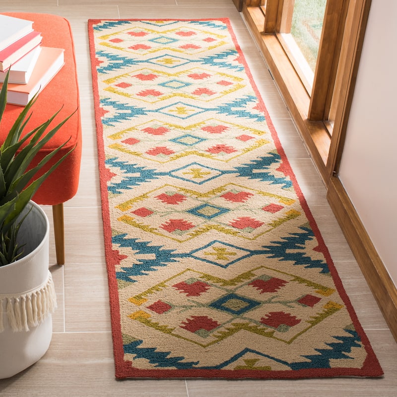 SAFAVIEH Handmade Four Seasons Everly Floral Rug - 2'3" x 6' Runner - Natural/Blue