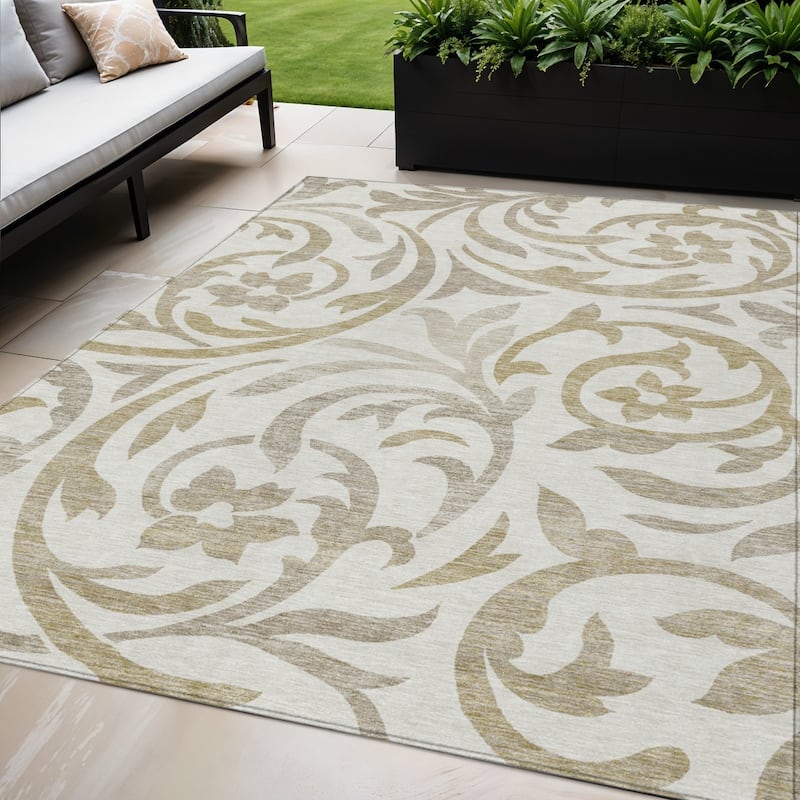 HomeRoots Floral Transitional Rectangle Outdoor Rug - 5' X 8'