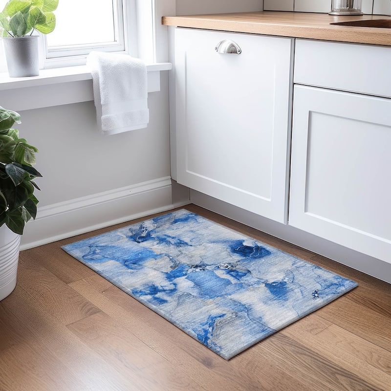 Machine Washable Indoor/ Outdoor Abstract Watercolor Chantille Rug - 1'8" x 2'6" - Navy