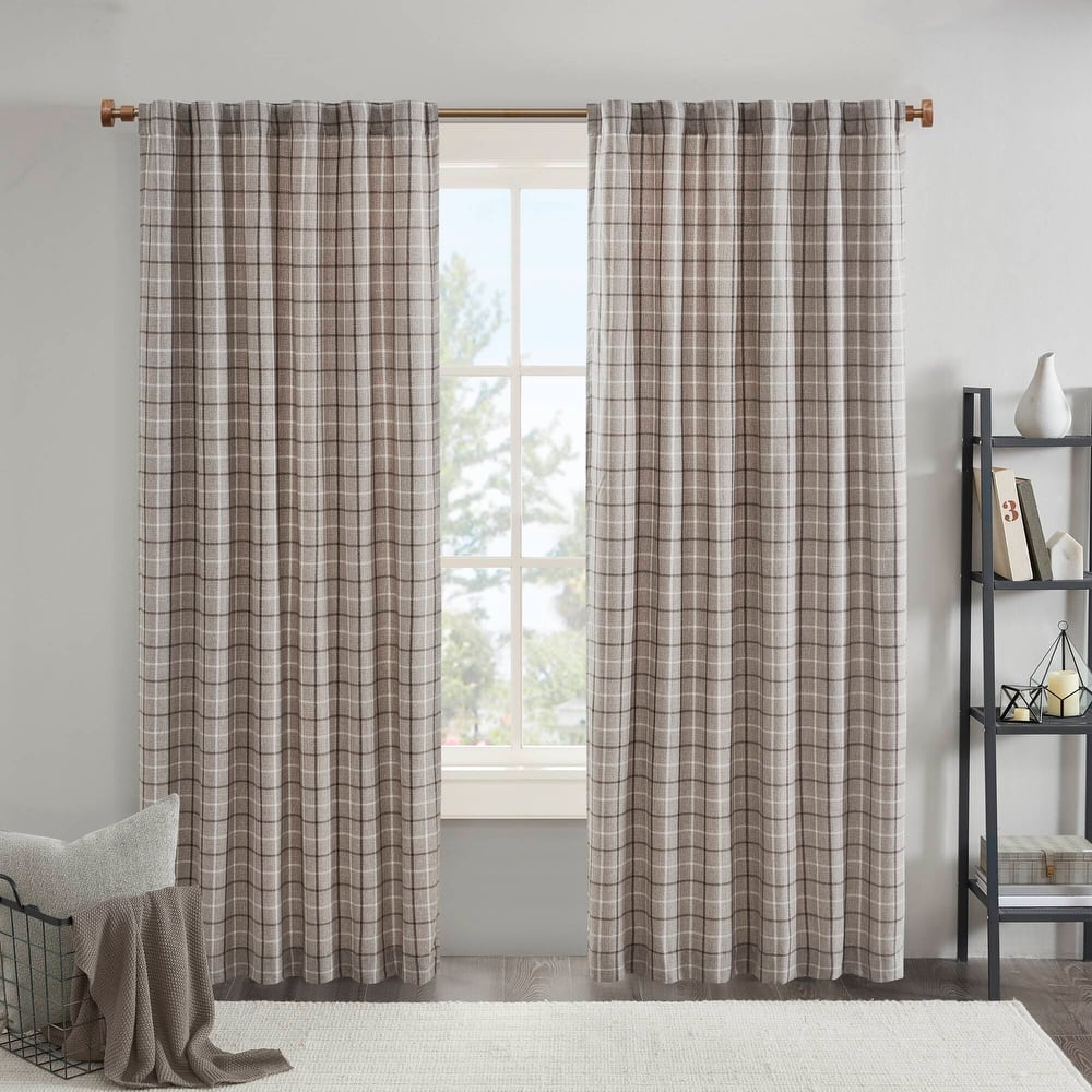 Madison Park Anaheim Plaid Rod Pocket and Back Tab Single Curtain Panel with Fleece Lining