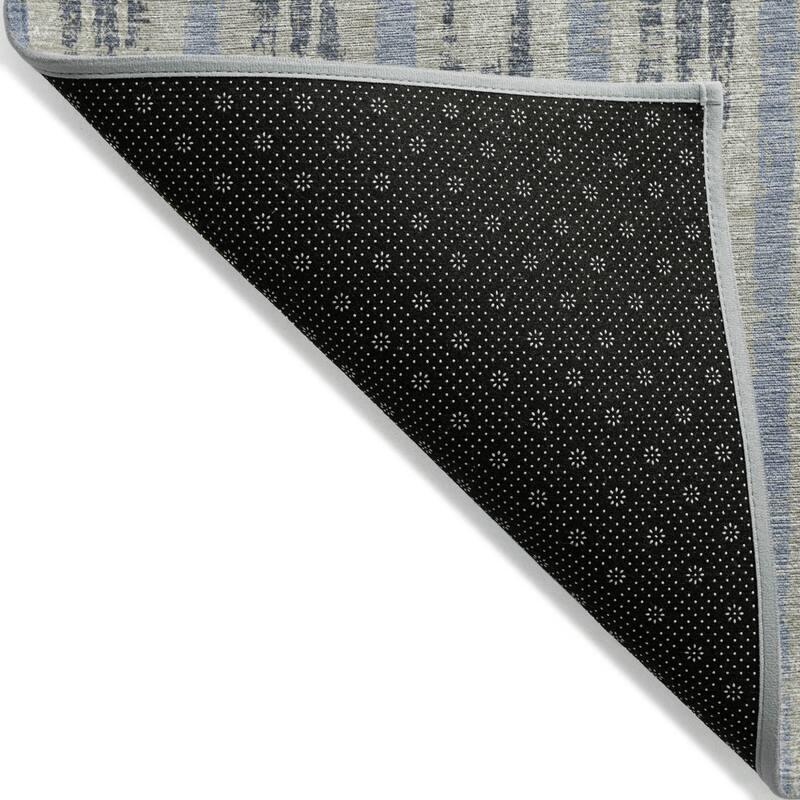 HomeRoots Striped Transitional Rectangle Outdoor Rug