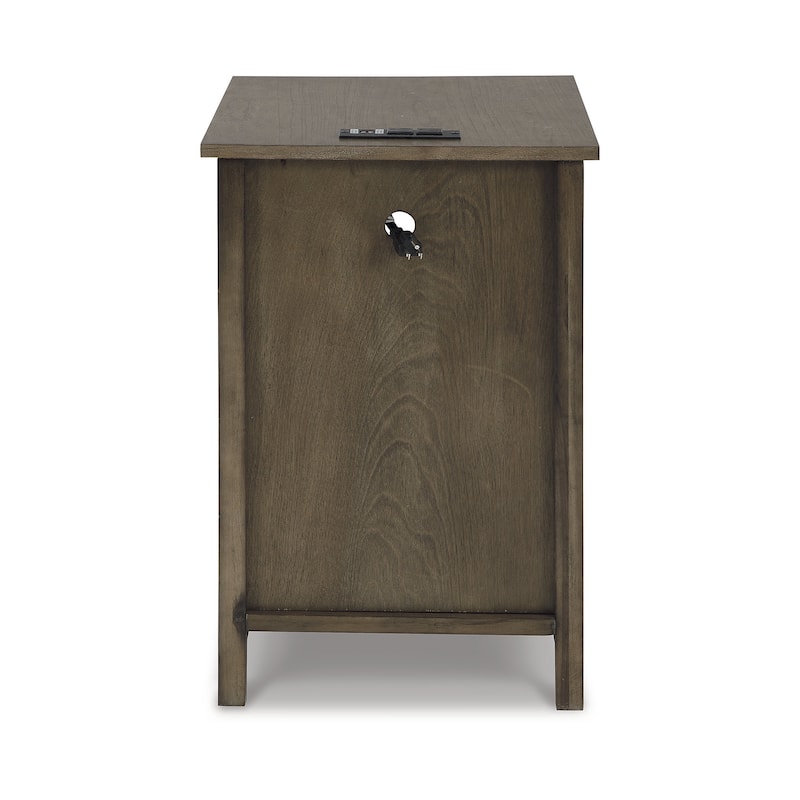 Signature Design by Ashley Treytown Chairside End Table - 16"W x 24"D x 24"H