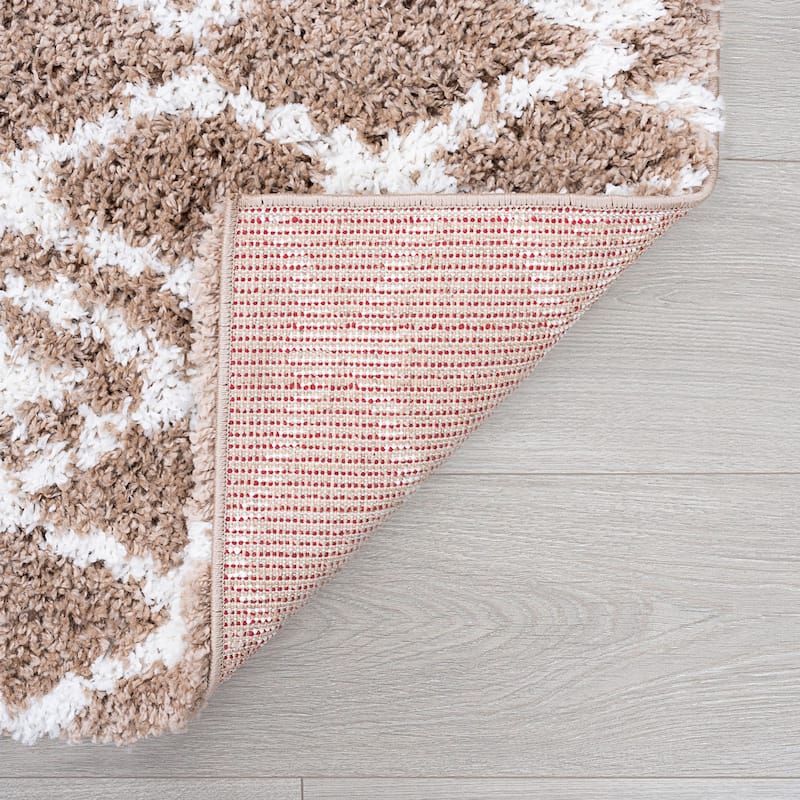 Joy Shag Mediterranean Geometric Indoor Area Rug