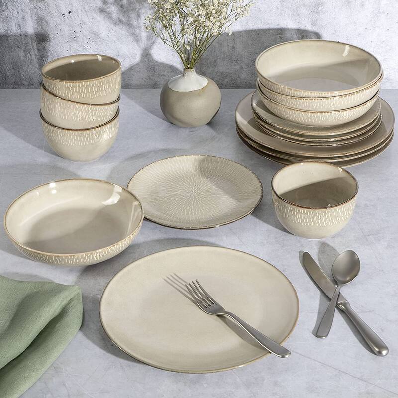 16 Piece Stoneware Dinnerware Set in Cream with Reactive Glaze