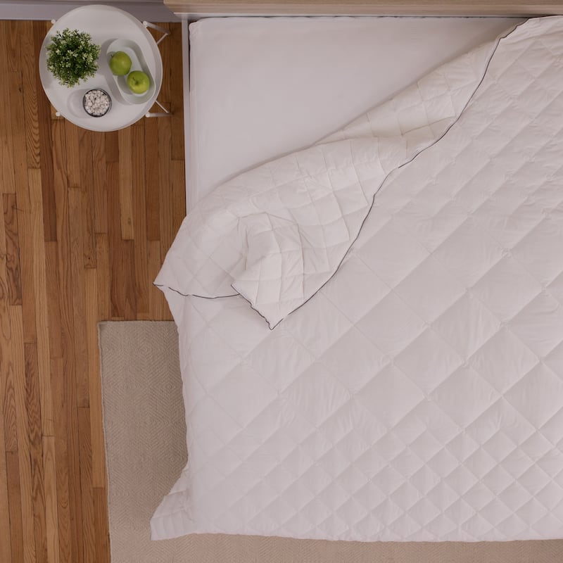 INTELLI-PEDIC ComfortOne All Seasons Comforter