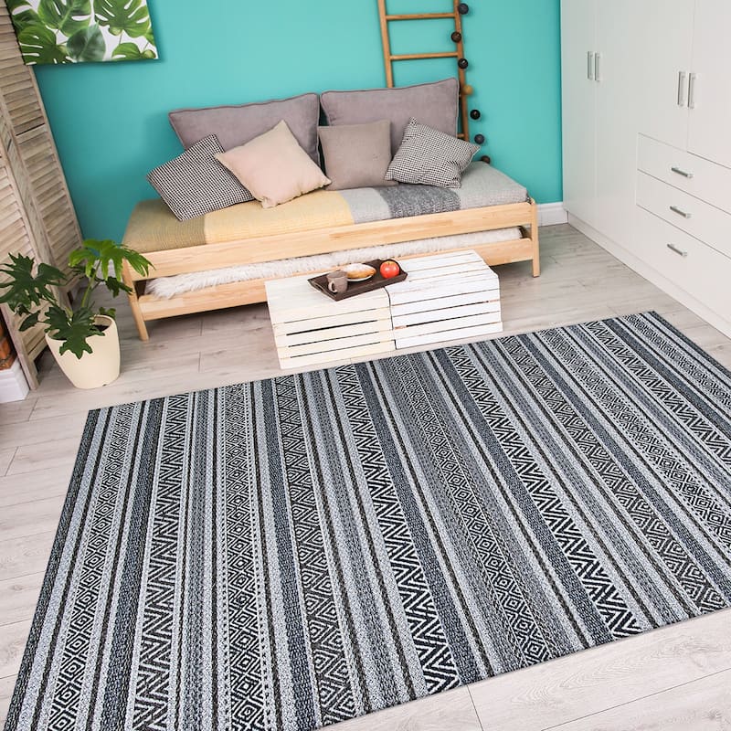Porch & Den Casilda Indoor/ Outdoor Area Rug