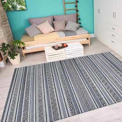 Porch & Den Casilda Indoor/ Outdoor Area Rug