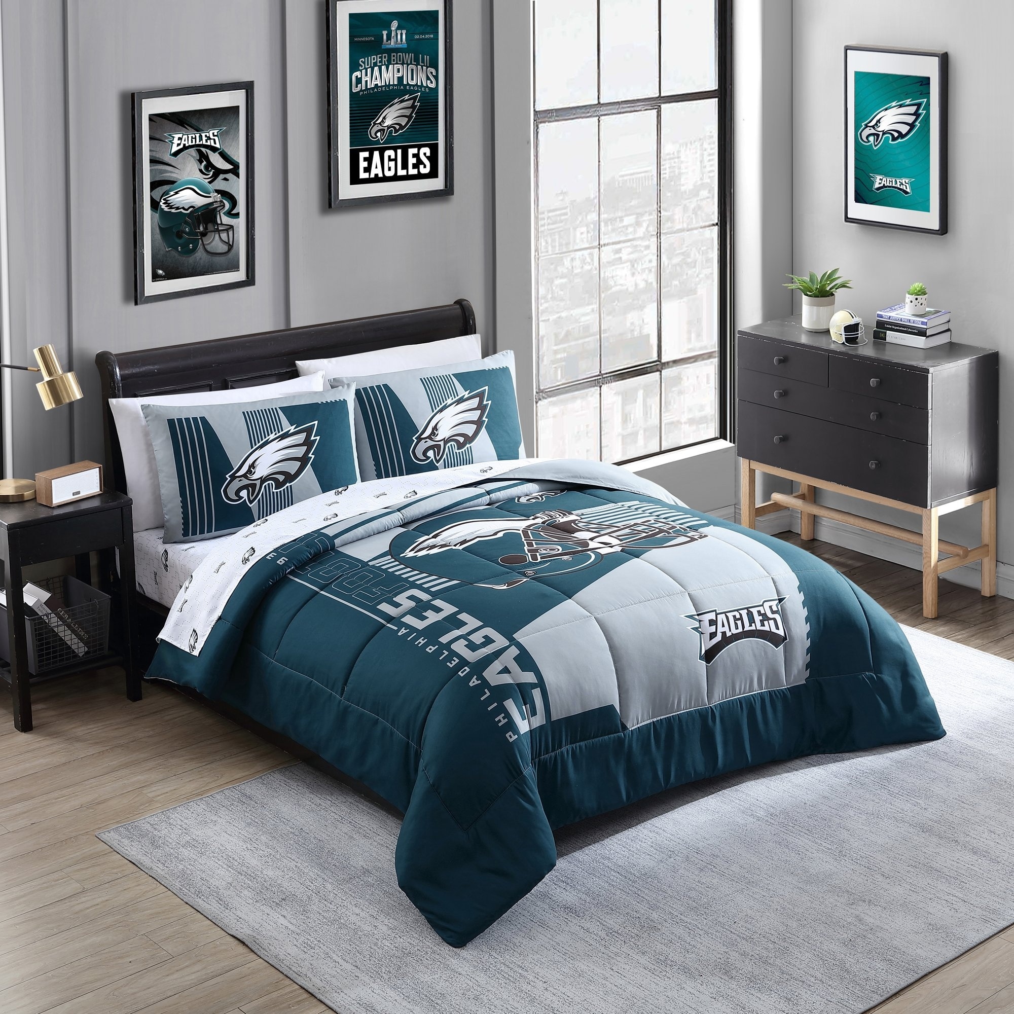 Philadelphia Eagles NFL Licensed 'Status' Bed In A Bag Comforter & Sheet Set