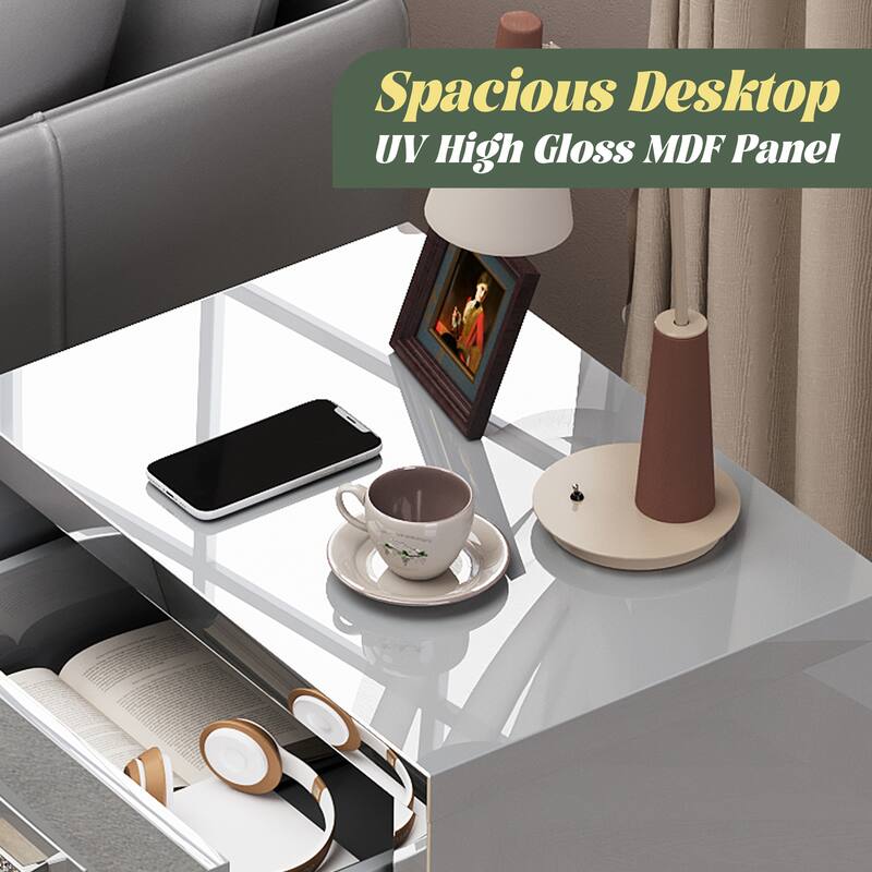 High Gloss Mirrored Nightstand with 2 Drawers,Modern End Table with Drawers,Mirrored High Gloss Wood Nightstand Metal Handle