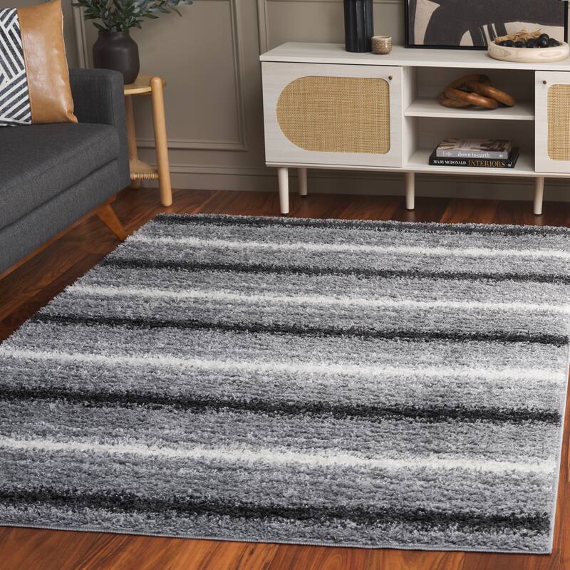 SAFAVIEH Border & Stripe Shag Hammy Modern 1.4-inch Thick - 5' 3" x 7' 6" - Grey/Black