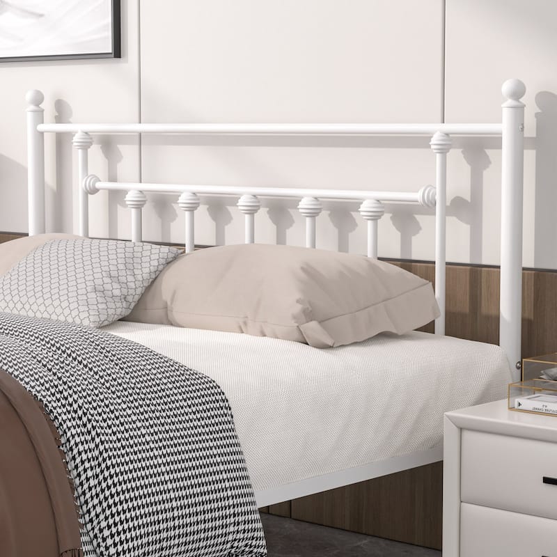 VECELO Metal Platform Bed Frame with Headboard and Footboard, Heavy Duty Slat Support/Underbed Storage Space, Victorian Style
