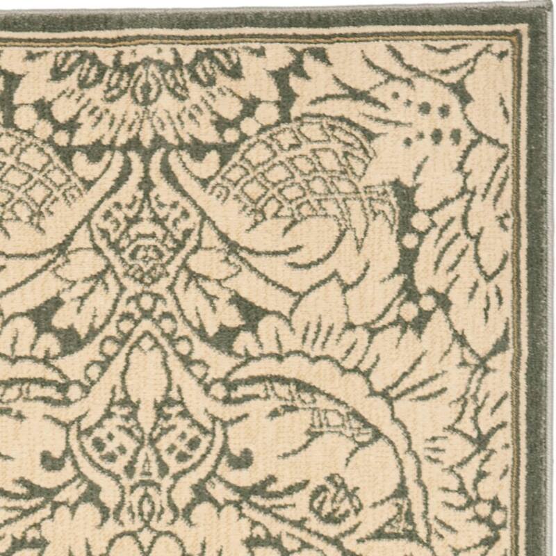 SAFAVIEH Treasure Floral Ivory Rug