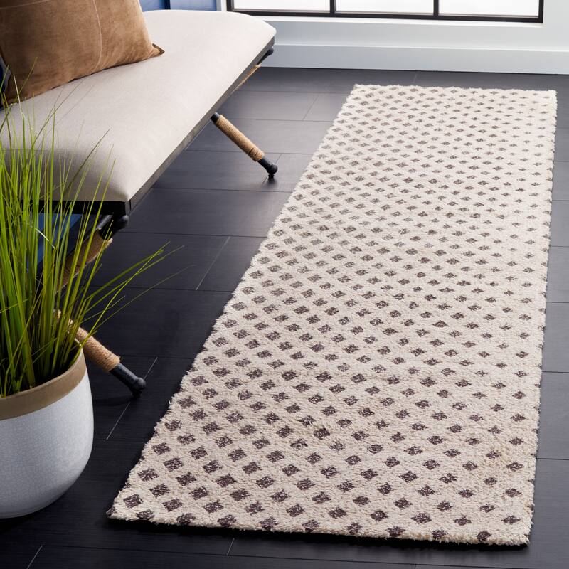 SAFAVIEH Hand-Woven Classic Vintage Djuana Modern Cotton Rug - 2'3" x 8' Runner - Natural/Ivory