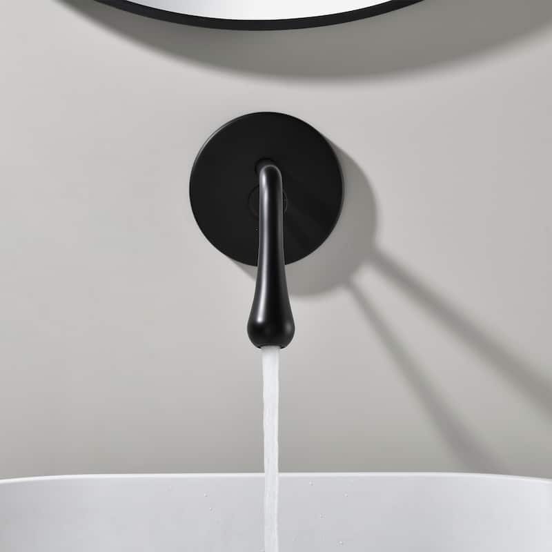 Solid Brass Wall Mounted Single-handle Bathroom Faucet