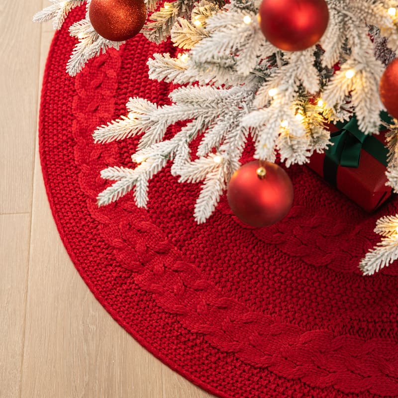 Glitzhome 48"-52"D Knitted Polyester Christmas Tree Skirt