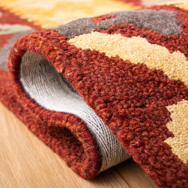 SAFAVIEH Handmade Aspen Besije Boho Wool Rug