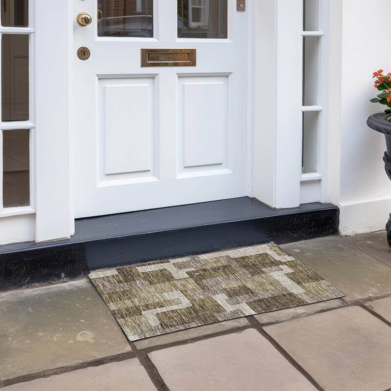 Machine Washable Indoor/ Outdoor Chantille Modern Blocks Rug - Brown - 1'8" x 2'6"