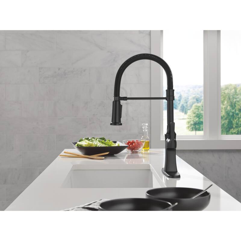 Delta 18887-DST Ermelo 1.8 GPM Single Hole Pre-Rinse Spring Spout Pull