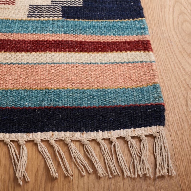 SAFAVIEH Kilim Ruthanne Southwestern Wool Fringe Rug