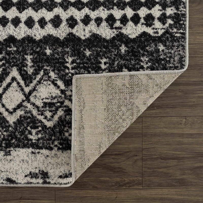 Hauteloom Lyssons Hallway, Kitchen Machine Washable Runner Rug - Black, Gray, Light Gray - 2'7" x 7'3"