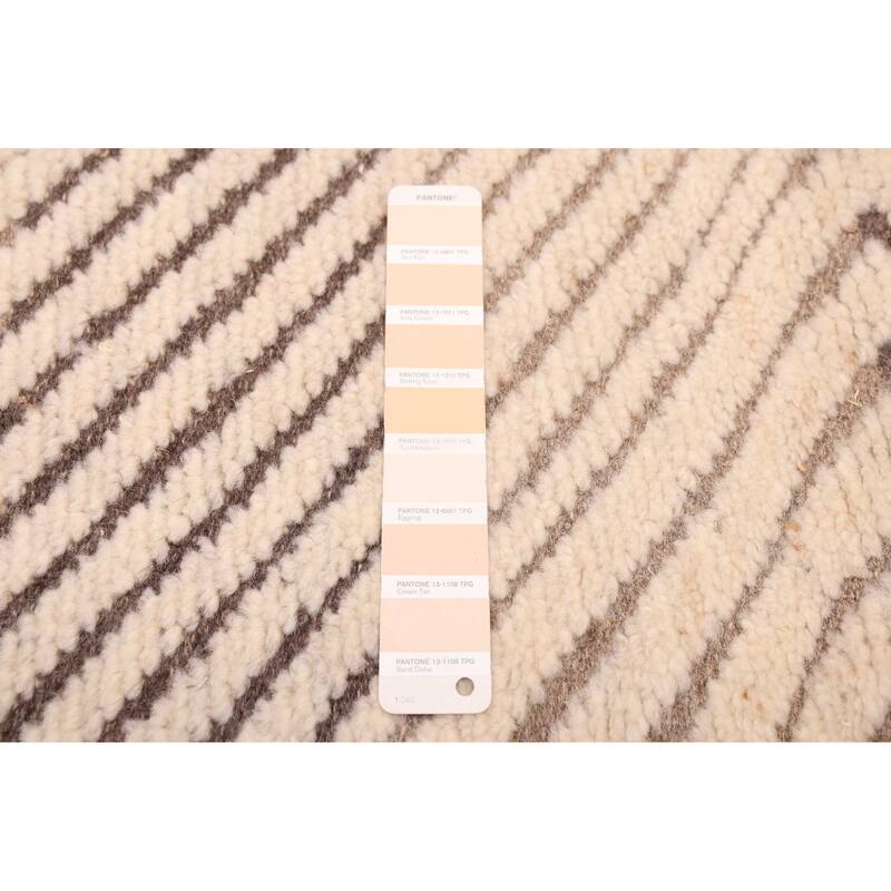 ECARPETGALLERY Hand-knotted Tangier Cream Wool Rug - 5'7 x 8'8