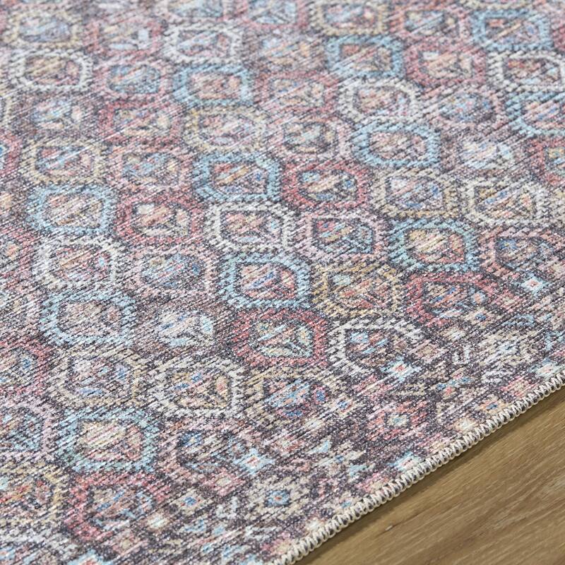 Livabliss Traditional Vinny Diamond Washable Area Rug