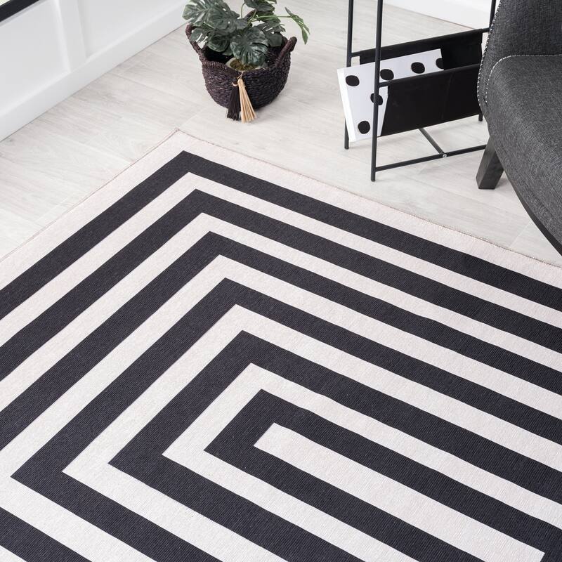 Abani Parker PAR170A Cream Black Rectangles Area Rug