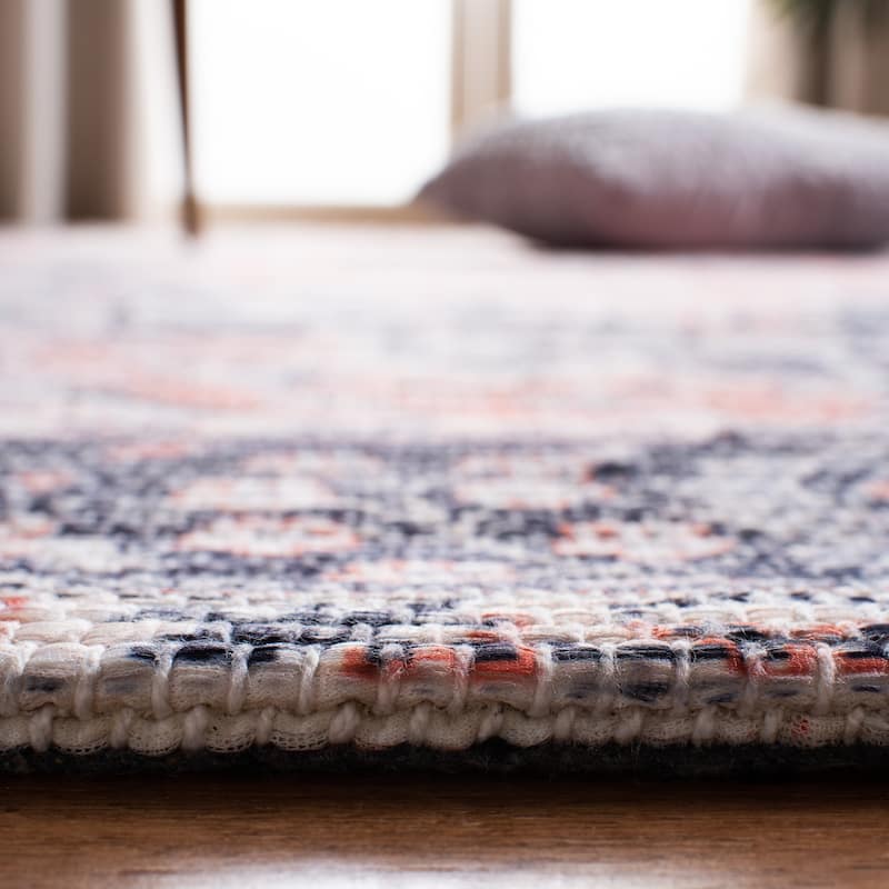 SAFAVIEH Handmade Saffron Macey Traditional Tribal Navy/Ivory Cotton Rug