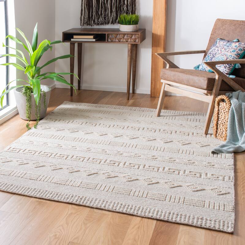 SAFAVIEH Handmade Natural Fiber Scarlet Stripe Wool Rug - 4' x 6' - Beige/Ivory