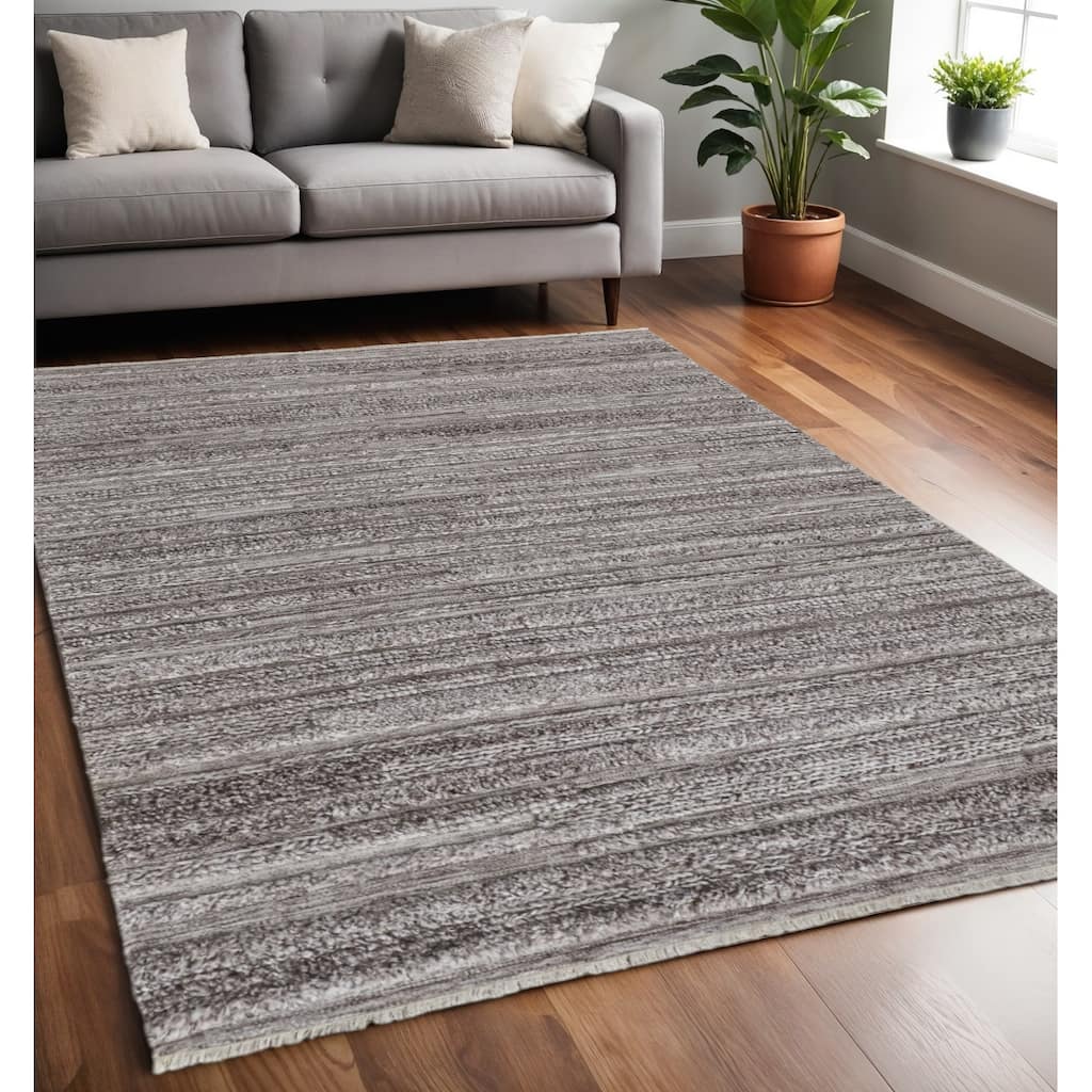 Zume Traditional Stain Resistant Woven Soft Durable Area Rug By HomeRoots - 5' x 8'
