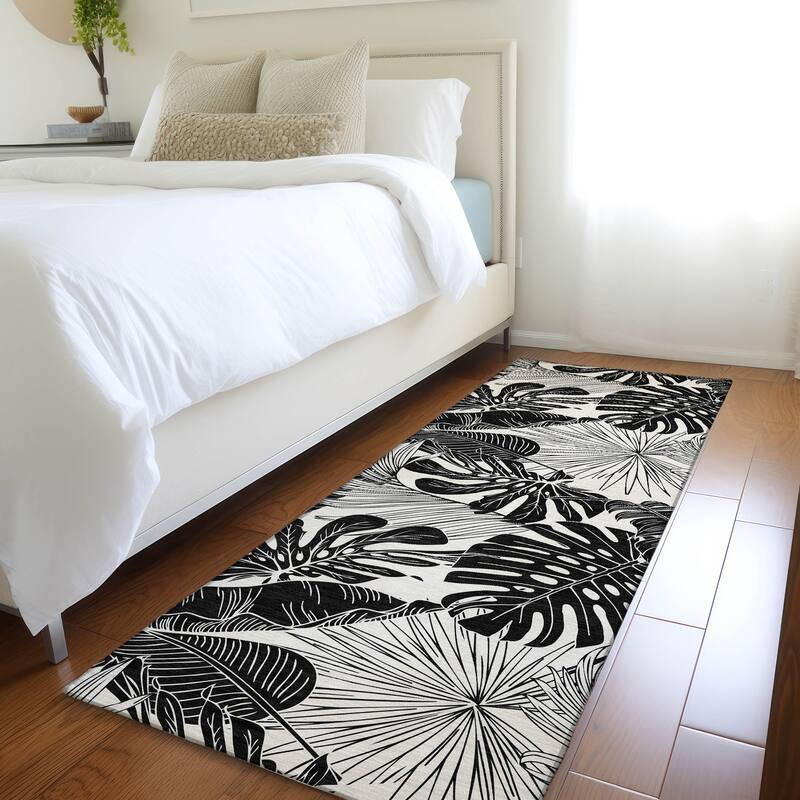 Premium Washable Super Soft Tropical Palm Leaf Mayfield Rug - Black - 2' 3" x 7' 6" - Runner
