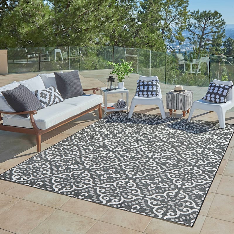 Gertmenian Solterra Bohemian Moroccan Global Weather Resistant Polypropylene Flatweave Indoor/ Outdoor Area Rug Collection - 5'3"x7' - Cotto Black
