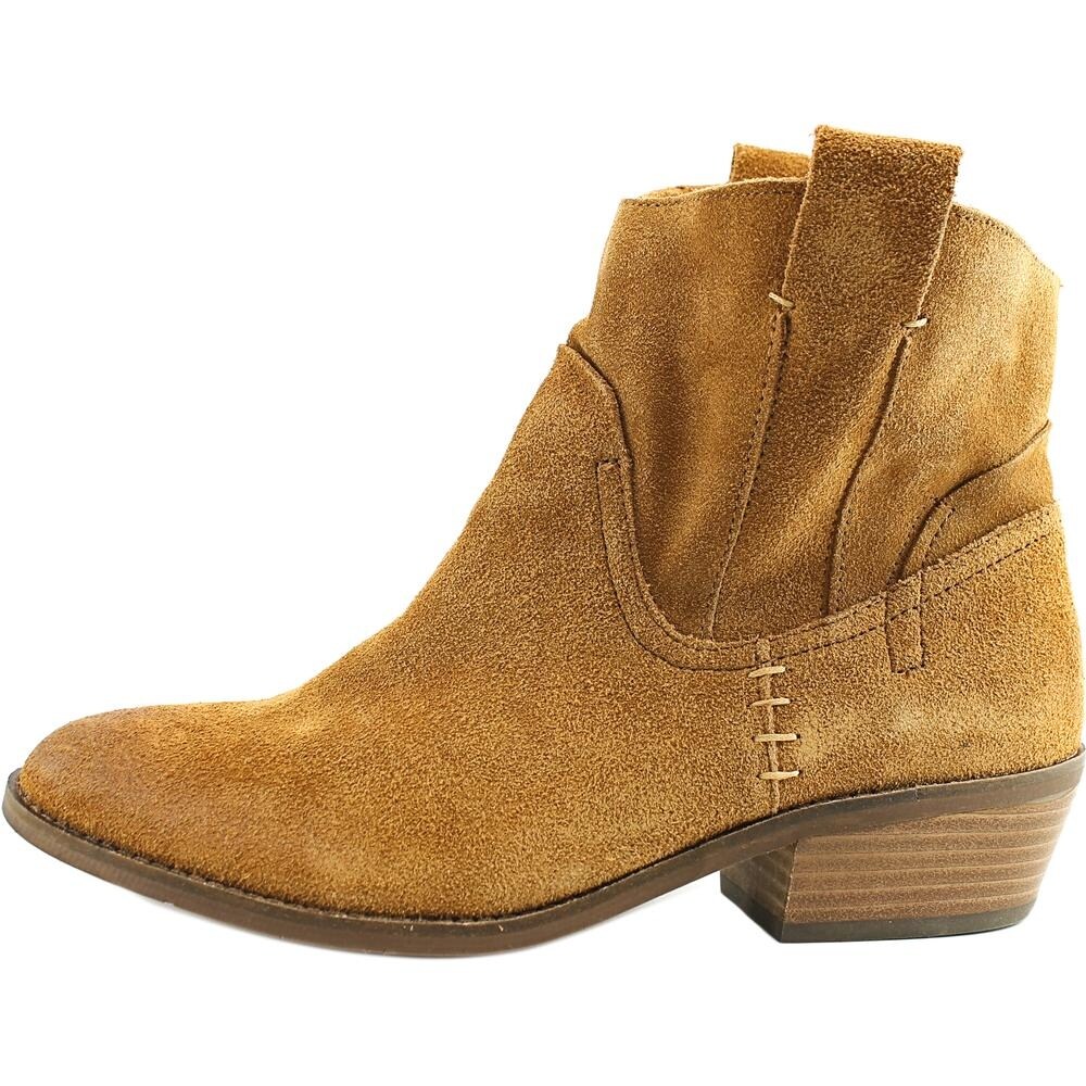dolce vita tassy suede ankle boot