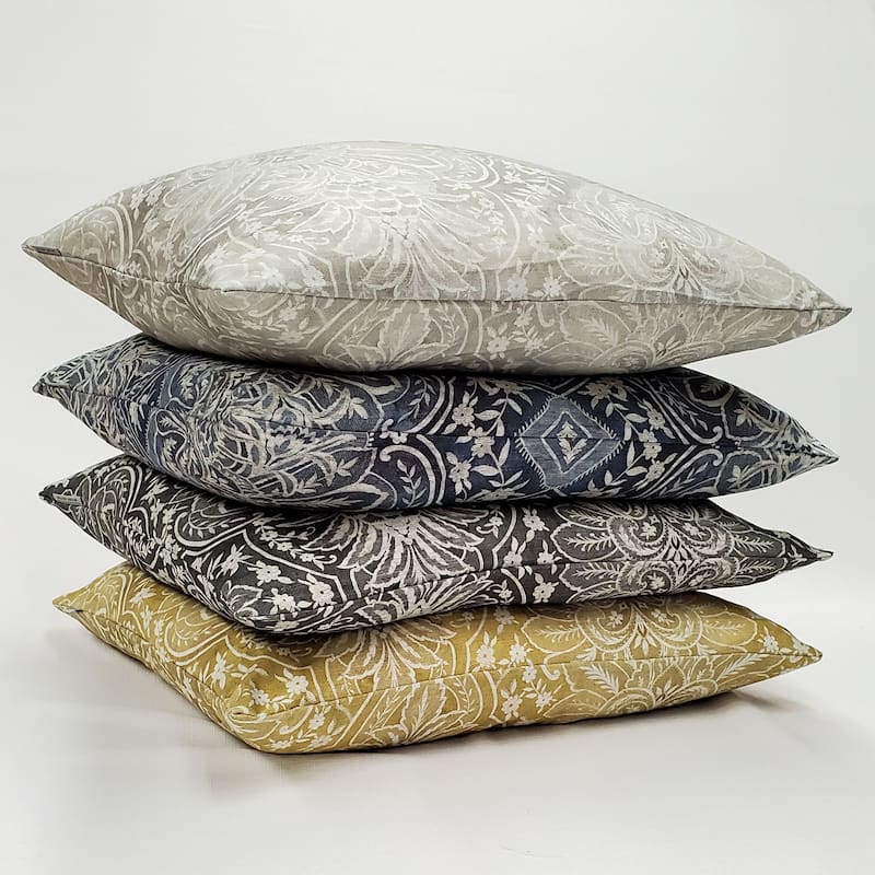 Leone Damask Cotton 21x21 Throw Pillow