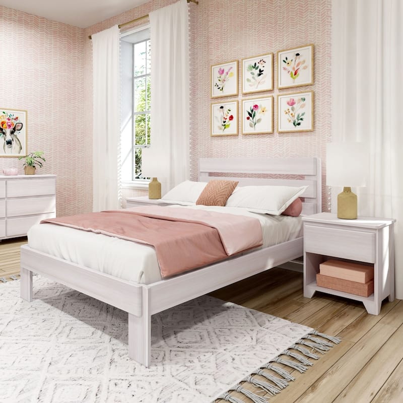 Max and Lily Farmhouse Full Bed with Plank Headboard - White Wash