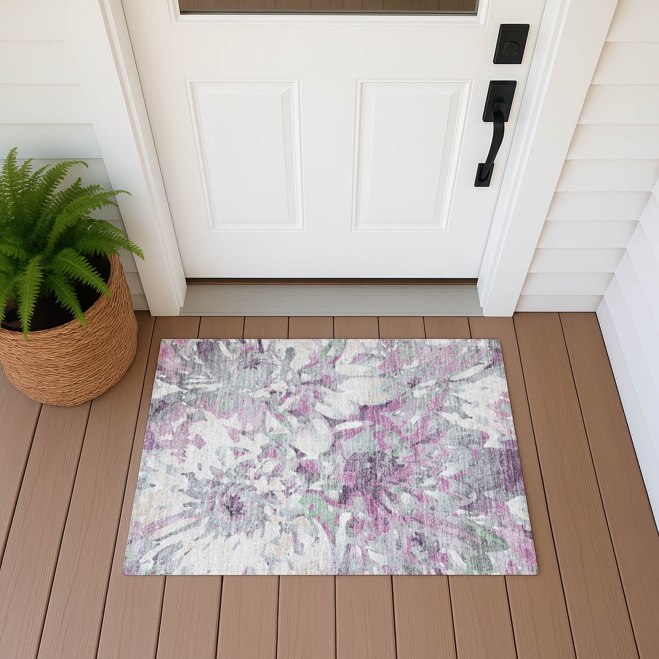 Machine Washable Indoor/ Outdoor Abstract Floral Chantille Rug