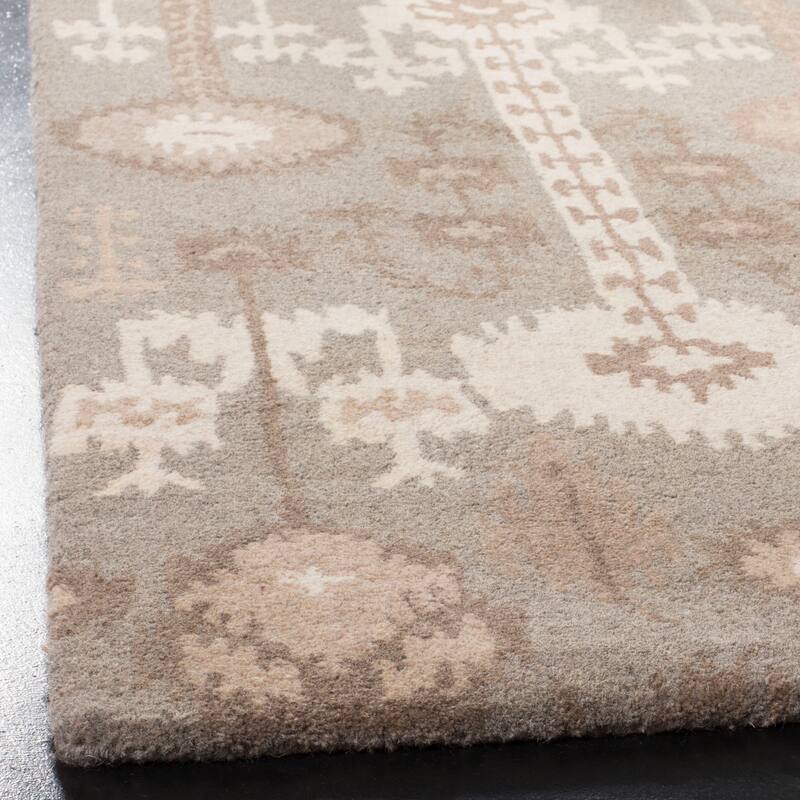 SAFAVIEH Handmade Wyndham Linette Modern Wool Rug