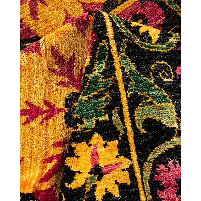 Overton Hand Knotted Wool Vintage Inspired Modern Contemporary Suzani Black Area Rug - 6' 1" x 6' 3"