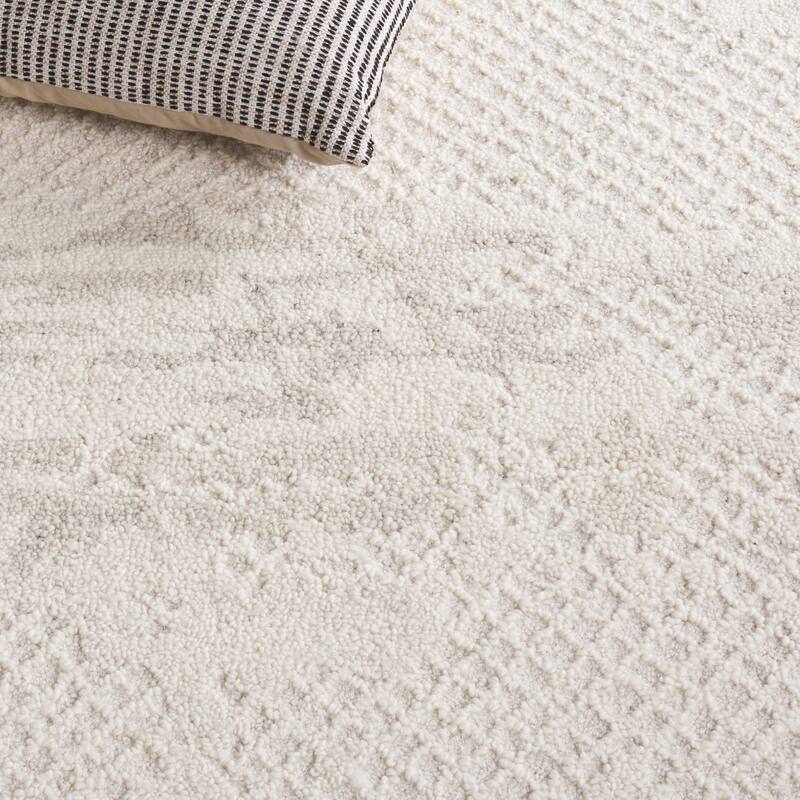 SAFAVIEH Handmade Harvest Akiko Modern Contemporary Wool Rug