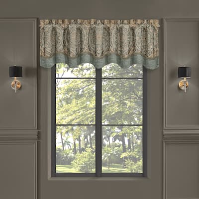 J. Queen New York Dorset Window Scallop Valance.