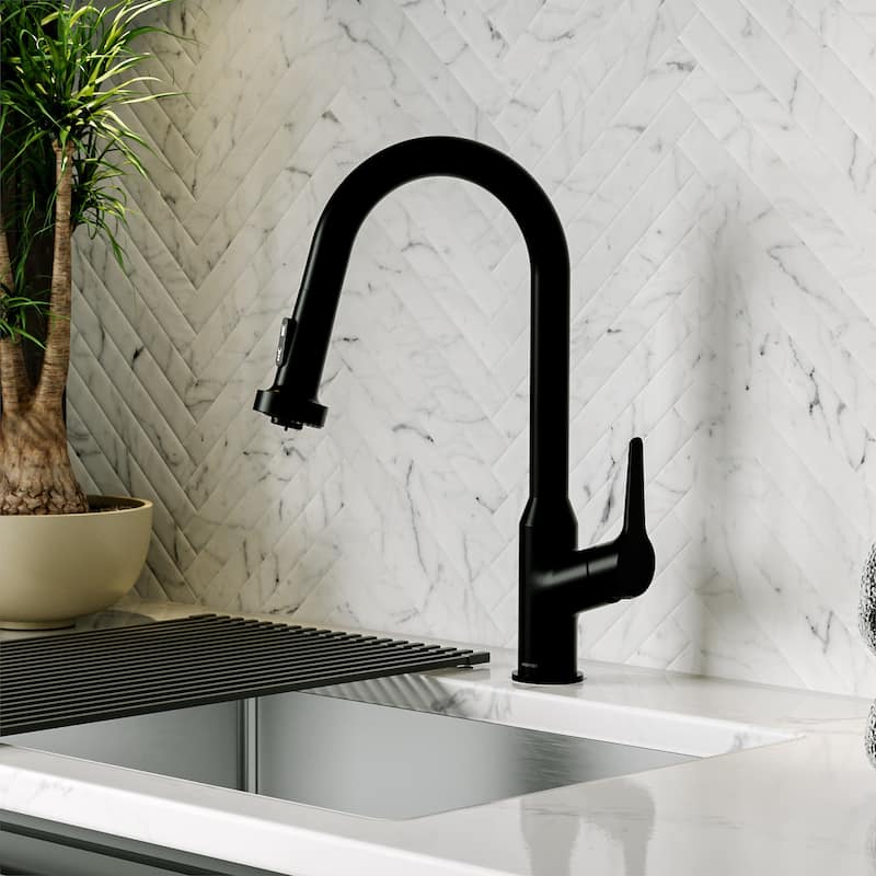 Karran Scottsdale Single-Handle Pull-Down Sprayer Kitchen Faucet